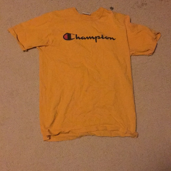 Champion shirt - Picture 1 of 1